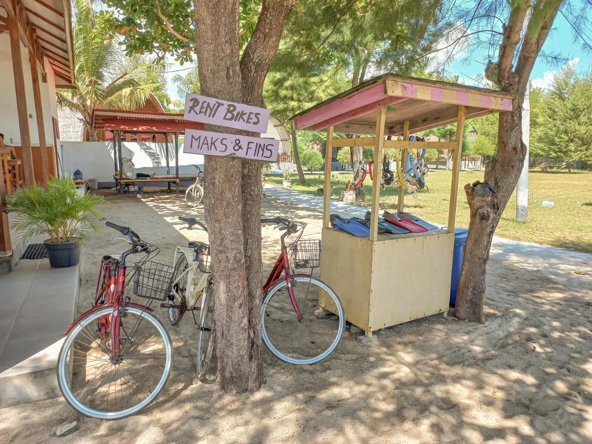Nusa Indah Bungalows Gili Air Exterior photo